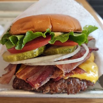 Shake Shack - Fast Food Near Me - Vancouver, Washington
