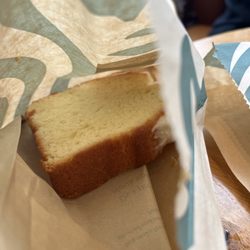 Starbucks - Lemon cake