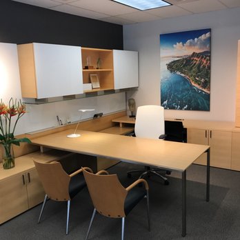 Furniture Plus Design - Beautiful horizontal wood veneer executive office. - Interior Design Near Me - Honolulu, Hawaii