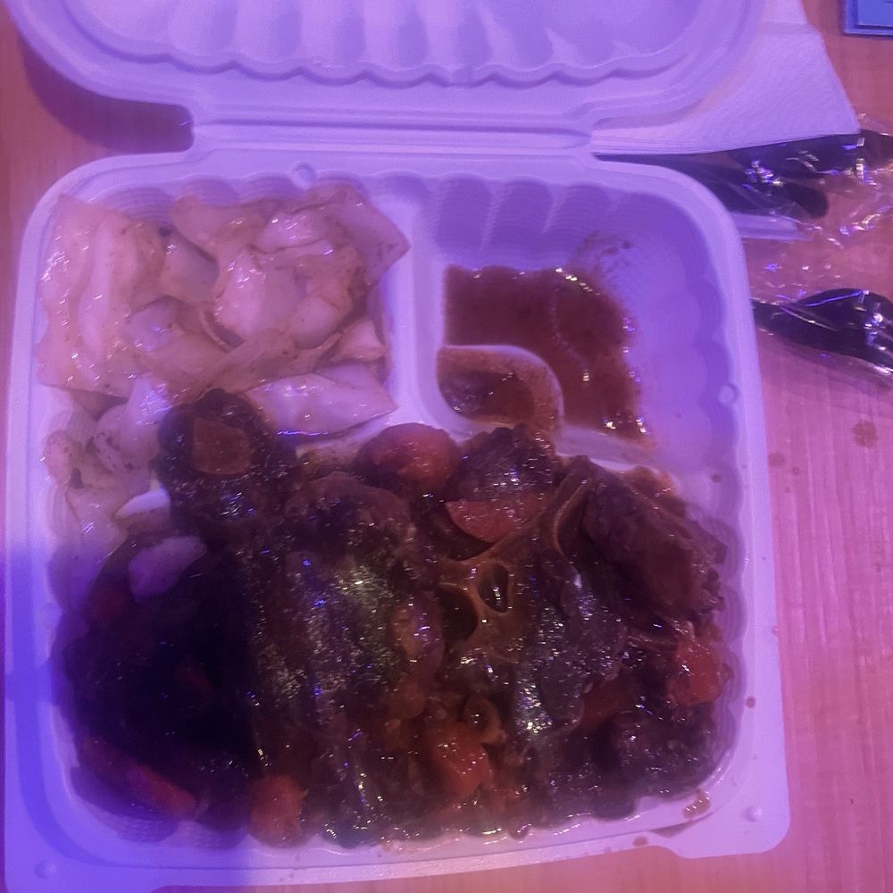 Traphouse Caribbean - Oxtail Plate - Caribbean Near Me - Austin, Texas