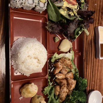 Sachi Asian Bistro - Hibachi Free Range Chicken Bento Box - Sushi Bars Near Me - New York, New York Sachi Asian Bistro - Hibachi Free Range Chicken Bento Box - Sushi Bars Near Me - New York, New York