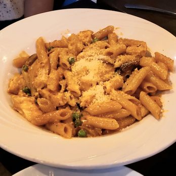 The Castle Black Rock - Penne a la vodka - Irish Near Me - Bridgeport, Connecticut