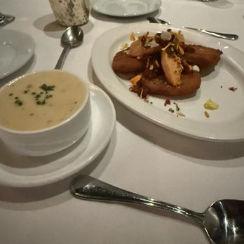 Anson - She-crab soup and fried green tomatoes - Seafood Near Me - Charleston, South Carolina Anson - She-crab soup and fried green tomatoes - Seafood Near Me - Charleston, South Carolina