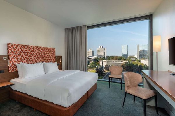 DoubleTree by Hilton Frankfurt Niederrad by null