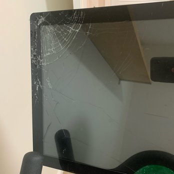 Real Time Moving services - peloton screen smashed and touch screen won't work now - Movers Near Me Real Time Moving services - peloton screen smashed and touch screen won't work now - Movers Near Me