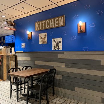 Sarcastic Swine BBQ - Seating area - Barbeque Near Me - Abington, Massachusetts