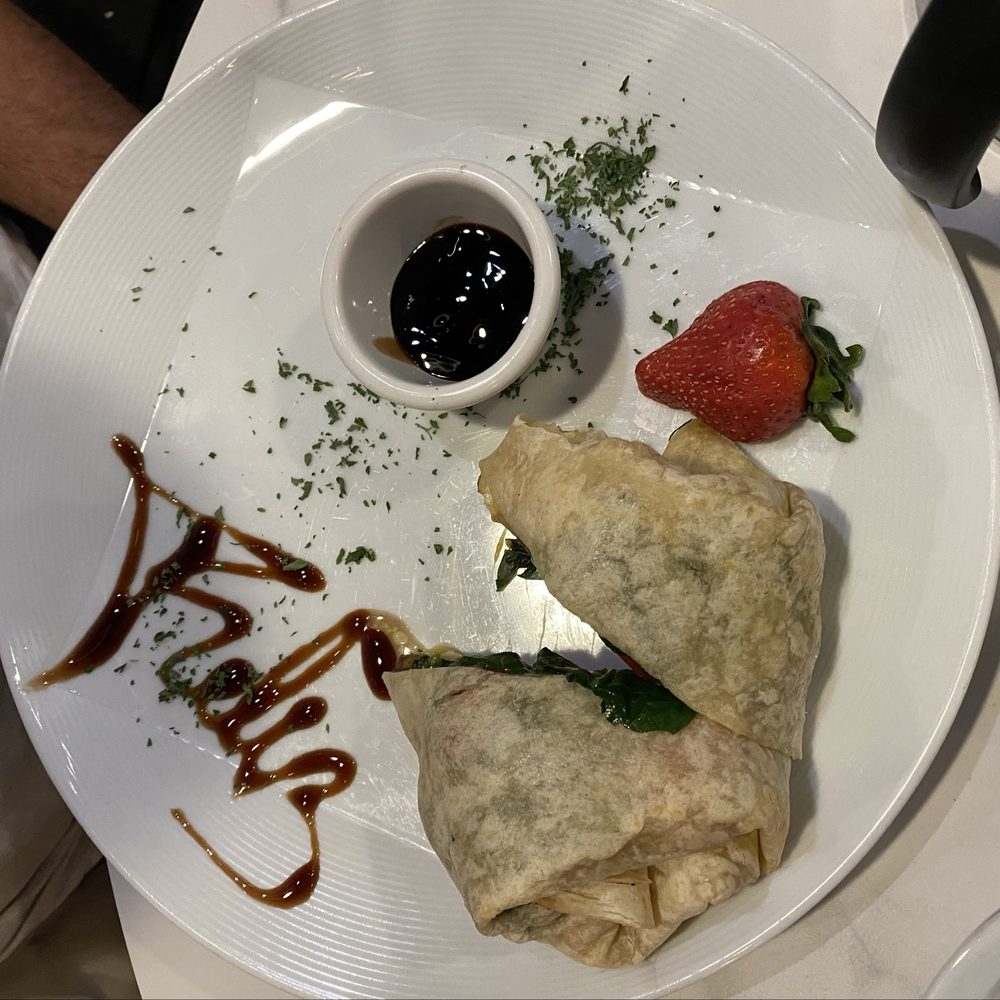 Five Oaks Taproom - Healthy choice burrito - Cocktail Bars Near Me - Savannah, Georgia