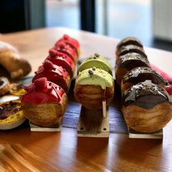 Délice Macarons - Dèlice Rolls