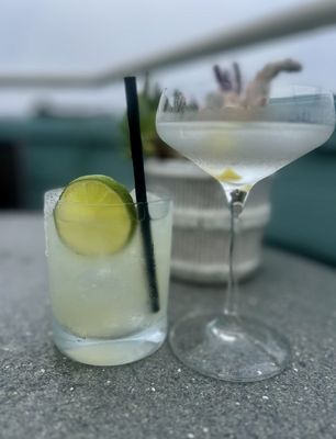 Dos Pescados by null