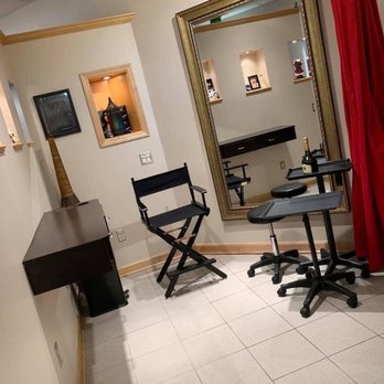 Hive Salon - Makeup Station - Hair Salons Near Me - Brookfield, Wisconsin Hive Salon - Makeup Station - Hair Salons Near Me - Brookfield, Wisconsin