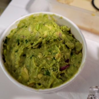 Chipotle Mexican Grill - Guacomole - Mexican Near Me - London, XGL Chipotle Mexican Grill - Guacomole - Mexican Near Me - London, XGL