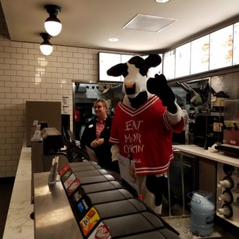 Chick-fil-A - Cows make excellent employees. - Fast Food Near Me - Florence, Kentucky