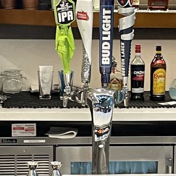 Urth Cafe - Beer taps b - Coffee & Tea Near Me - Los Angeles, California