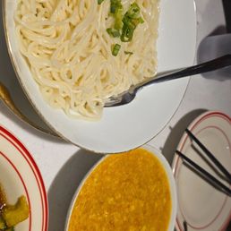 Crab Roe Noodles