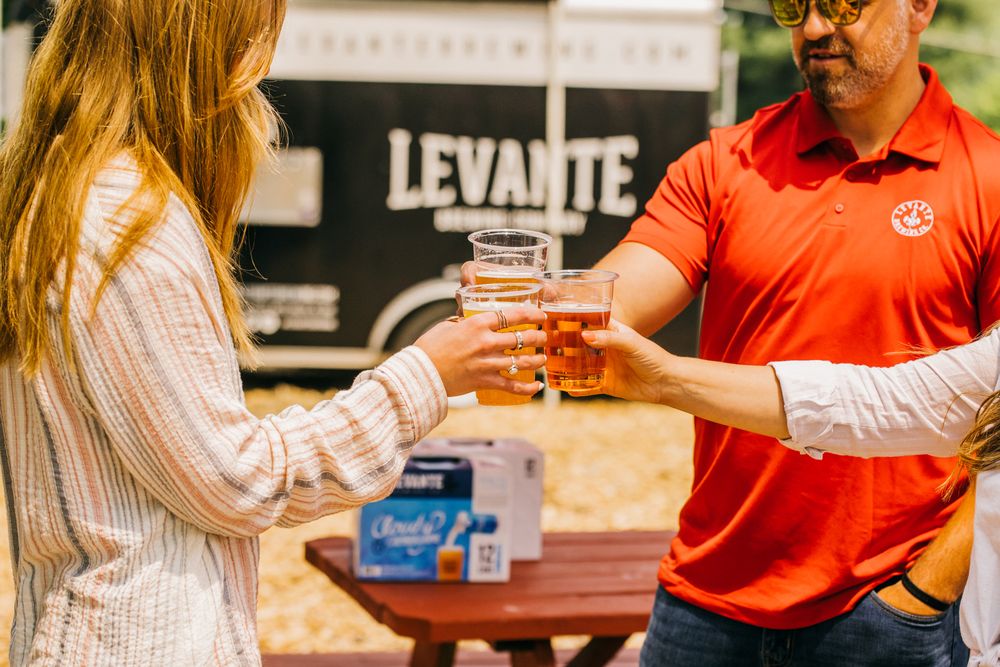 LEVANTE BEER GARDEN HIGHLAND ORCHARDS Updated May 2024 1000