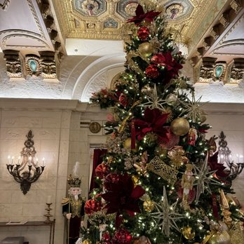 The St. Regis Washington, D.C - Lobby Christmas tree - Hotels Near Me - Washington, DC, District of Columbia The St. Regis Washington, D.C - Lobby Christmas tree - Hotels Near Me - Washington, DC, District of Columbia