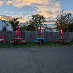 Magic Twist Shop - Outside: back picnic area.
