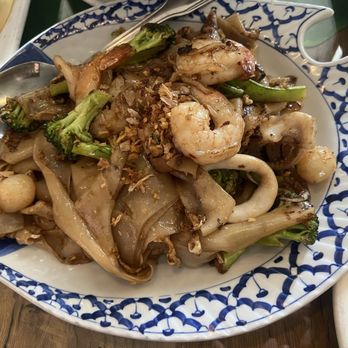 Phuket Thai - Thai Near Me - Huntington Beach, California Phuket Thai - Thai Near Me - Huntington Beach, California