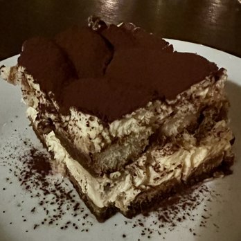 Cantinetta Bellevue - Tiramisu - Italian Near Me - Bellevue, Washington