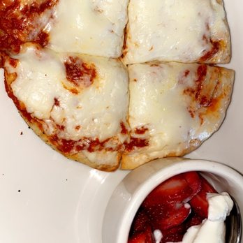 Applebee's Grill + Bar - Kids pizza (awful) - American Near Me - El Cajon, California Applebee's Grill + Bar - Kids pizza (awful) - American Near Me - El Cajon, California