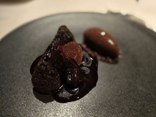 Canlis by null