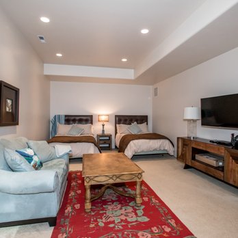 Glacier Getaways - Property Management Near Me