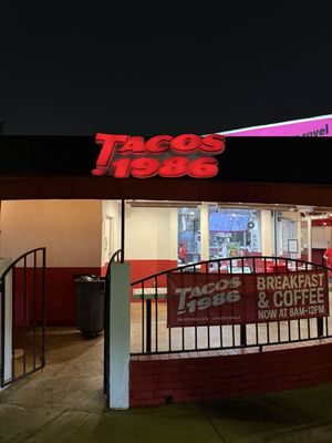 Tacos 1986 by null