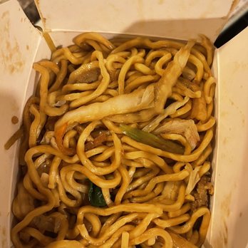 Asian Cuisine - Beef lomein - Chinese Near Me - Mohegan Lake, New York
