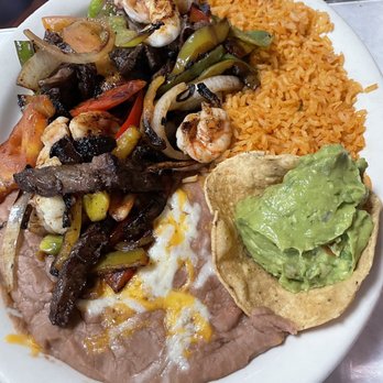 Paco's Tacos - Steak and shrimp fajitas - Mexican Near Me - Los Angeles, California Paco's Tacos - Steak and shrimp fajitas - Mexican Near Me - Los Angeles, California