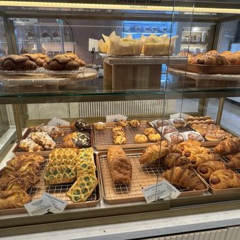 Tous Les Jours - Bakeries Near Me - Stevenson Ranch, California