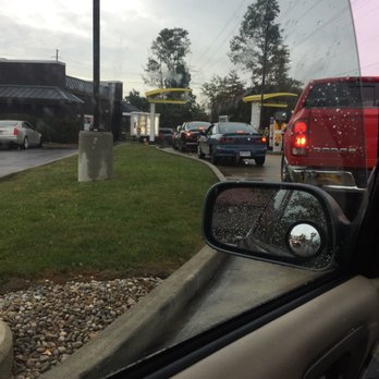 McDonald's - a view from inside a car - Fast Food Near Me - Cincinnati, Ohio McDonald's - a view from inside a car - Fast Food Near Me - Cincinnati, Ohio