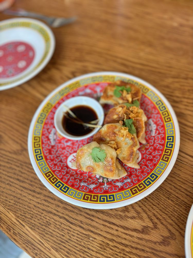 Social spots from MAKfam