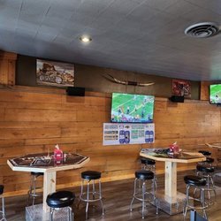 Till House Saloon & Grill