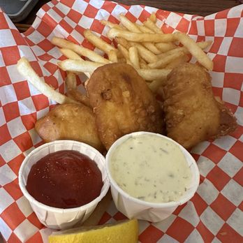 Kohala Burger & Taco - Over $14 for fish and chips - Burgers Near Me - Kawaihae, Hawaii