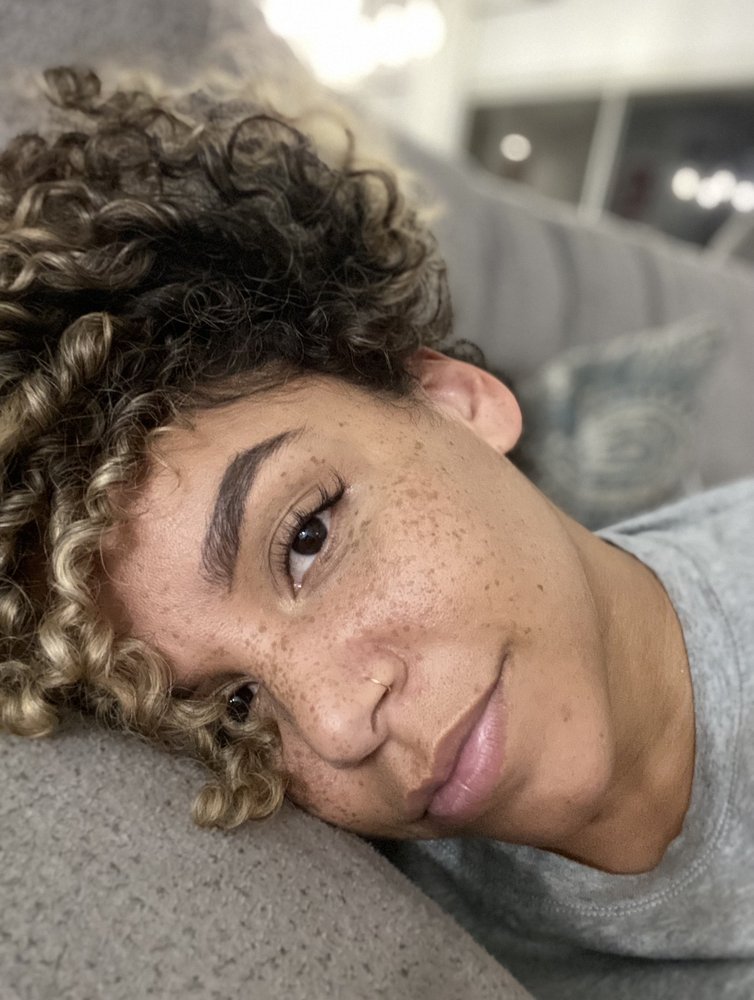 Golden Native Beauty Logo