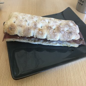 El Patio Vertical - Jamón sandwich - Coffee & Tea Near Me - Madrid, M