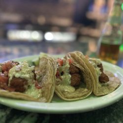 Deuces Sports Bar & Grill
