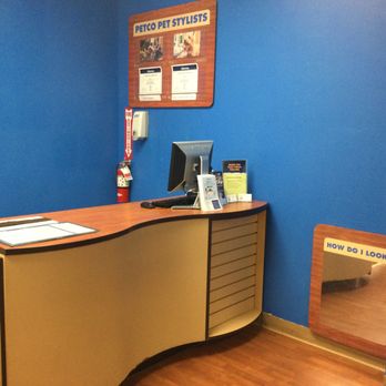 Petco - Pet Training Near Me - Rutland, Vermont