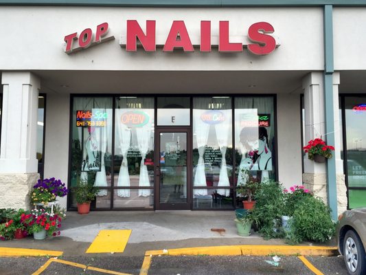 TOP NAILS - Updated December 2024 - 28 Photos & 15 Reviews - 50 Lafrentz, Marshalltown, Iowa