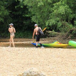 B & Brown Canoe Rental