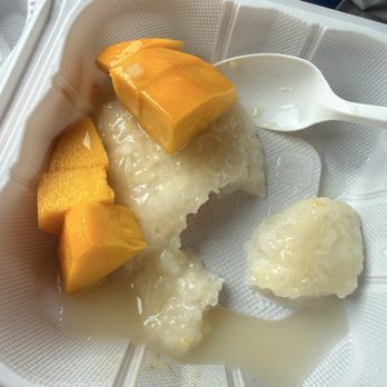 Thida Thai Food - Mango  + sticky rice (sticky rice is too wet). - Food Trucks Near Me - Buena Vista, Colorado
