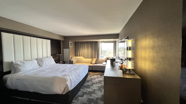 Beverly Hills Marriott by null