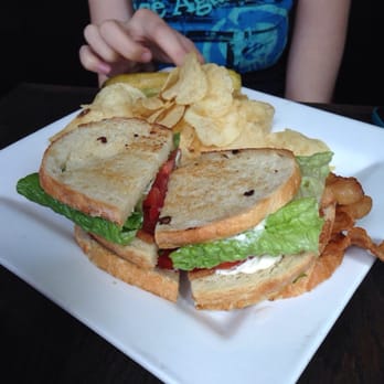 Little Branch Cafe - BLT - Breakfast & Brunch Near Me - Chicago, Illinois