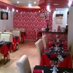Champagne Express Indian Fusion Restaurant & Takeaway