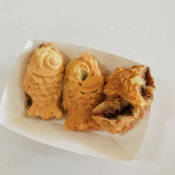 Snowtime - Fish Buns w/ Chocolate Filling - Coffee & Tea Near Me - Chandler, Arizona Snowtime - Fish Buns w/ Chocolate Filling - Coffee & Tea Near Me - Chandler, Arizona