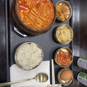 Mansokjang - Ramen w/sides - Soup Near Me - Rancho Cordova, California