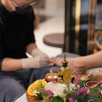 Limone Chic Nail Spa - Nail Salons Near Me - Boerne, Texas Limone Chic Nail Spa - Nail Salons Near Me - Boerne, Texas