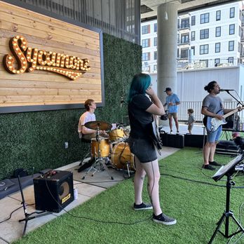 Sycamore Brewing - Band on a Saturday afternoon (upstairs) - Breweries Near Me - Charlotte, North Carolina Sycamore Brewing - Band on a Saturday afternoon (upstairs) - Breweries Near Me - Charlotte, North Carolina