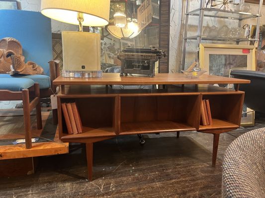 Horseman Antiques by null