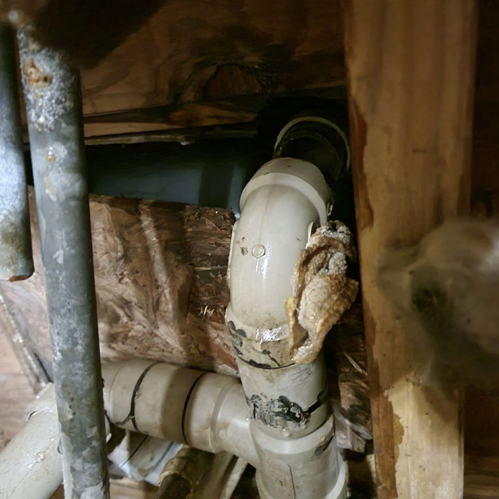 Smith Heating & Cooling - "Guaranteed, perfect plumbing job". Bathtub pipe connected to nothing, perhaps the towel "pipe hanger" failed - Heating & Air Conditioning/HVAC Near Me Smith Heating & Cooling - "Guaranteed, perfect plumbing job". Bathtub pipe connected to nothing, perhaps the towel "pipe hanger" failed - Heating & Air Conditioning/HVAC Near Me